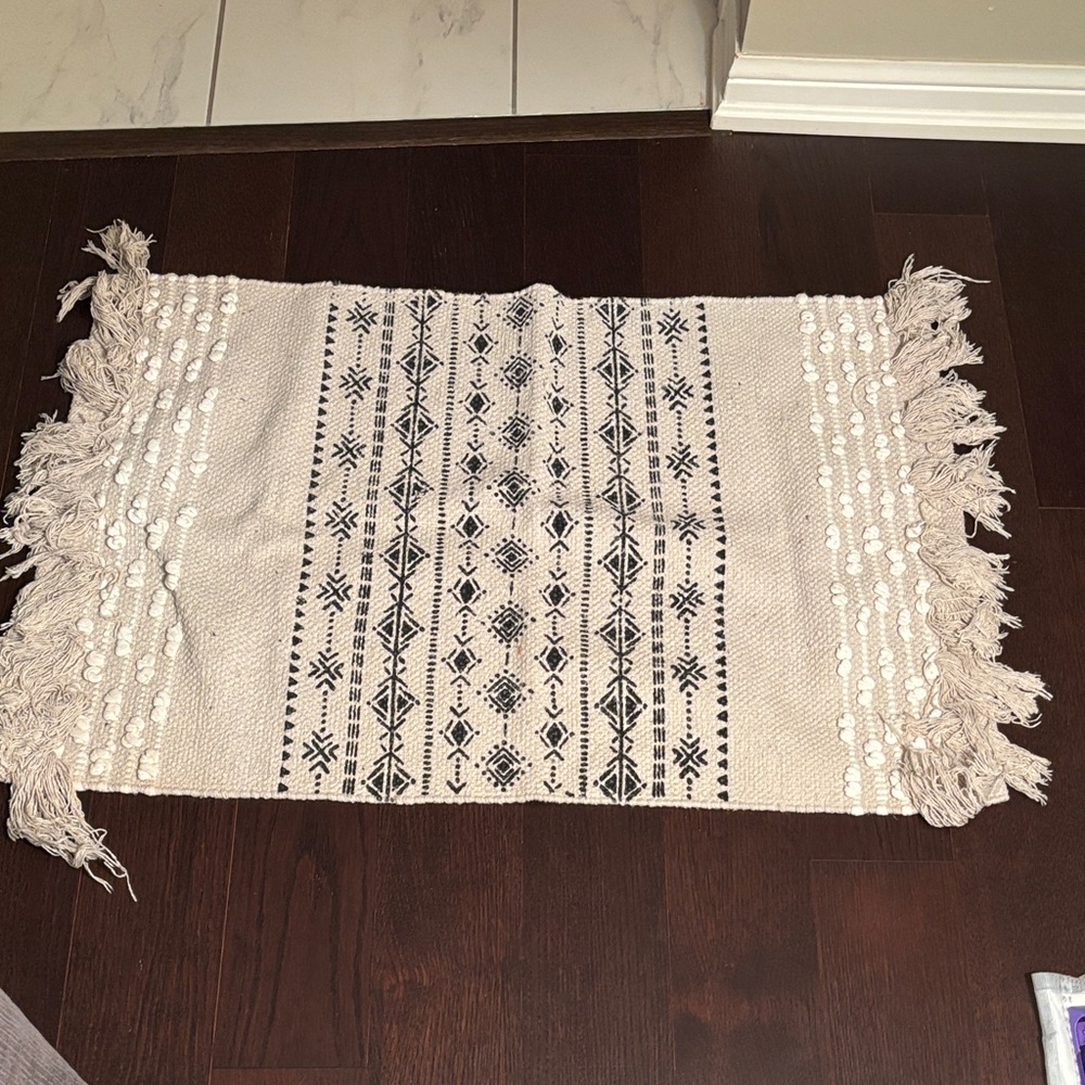 Simons Maison Textured Cream and Black Rug